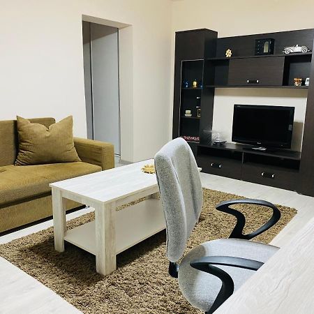Sellada Apartament - Free Private Parking,Ac,Wi-Fi คารีย์ ภายนอก รูปภาพ