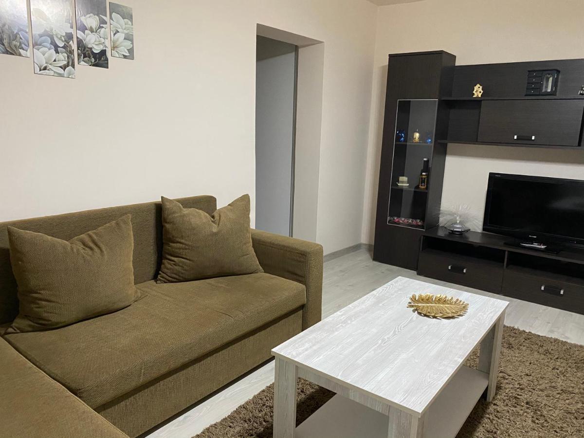 Sellada Apartament - Free Private Parking,Ac,Wi-Fi คารีย์ ภายนอก รูปภาพ