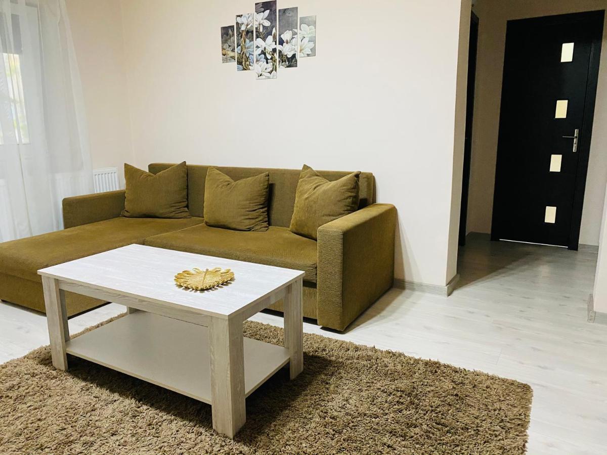 Sellada Apartament - Free Private Parking,Ac,Wi-Fi คารีย์ ภายนอก รูปภาพ