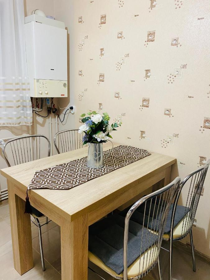 Sellada Apartament - Free Private Parking,Ac,Wi-Fi คารีย์ ภายนอก รูปภาพ